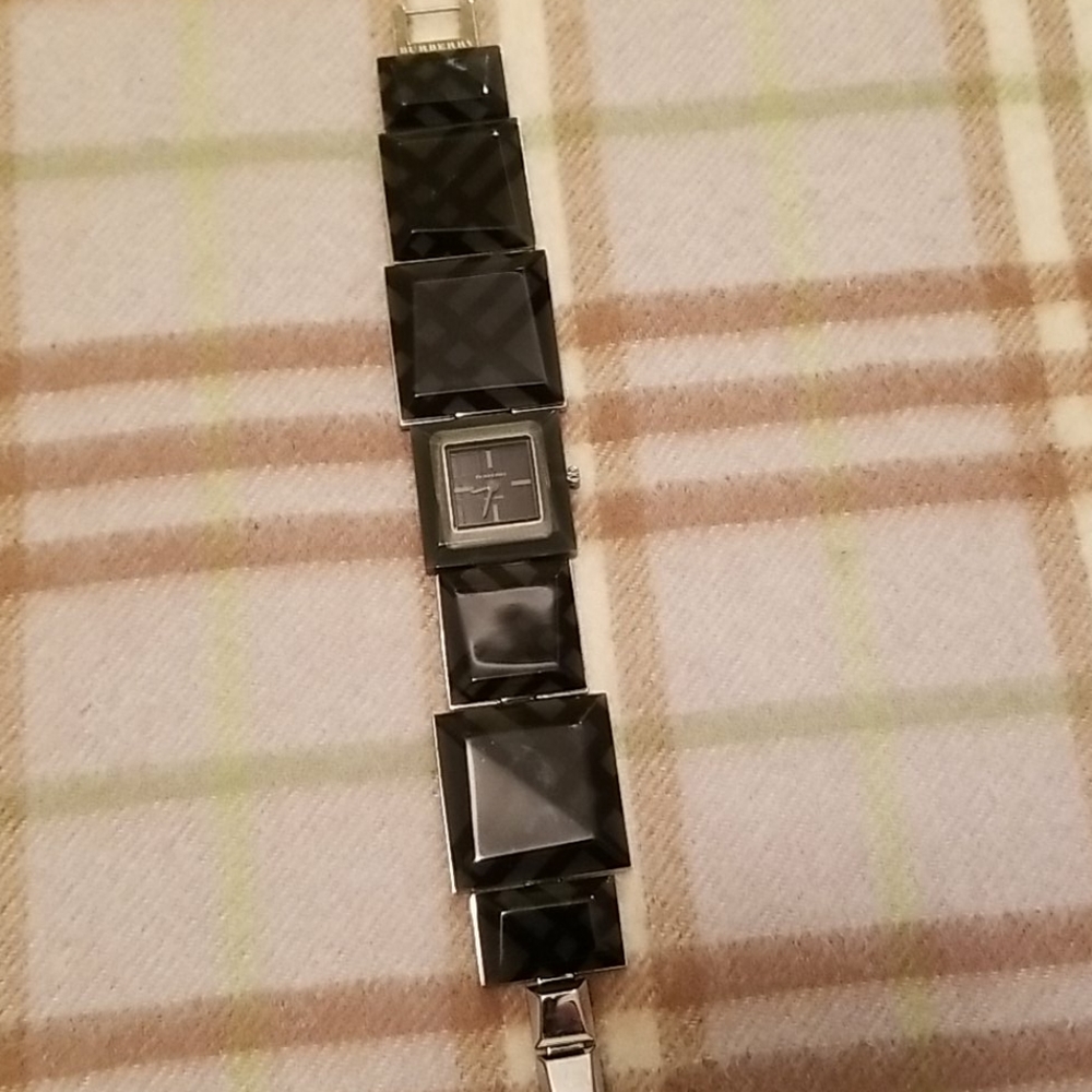 Burberry Watch - Picture 3 of 10